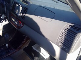 2002 TOYOTA CAMRY, GRAY, LE, 2.4L, AT.  Z25949